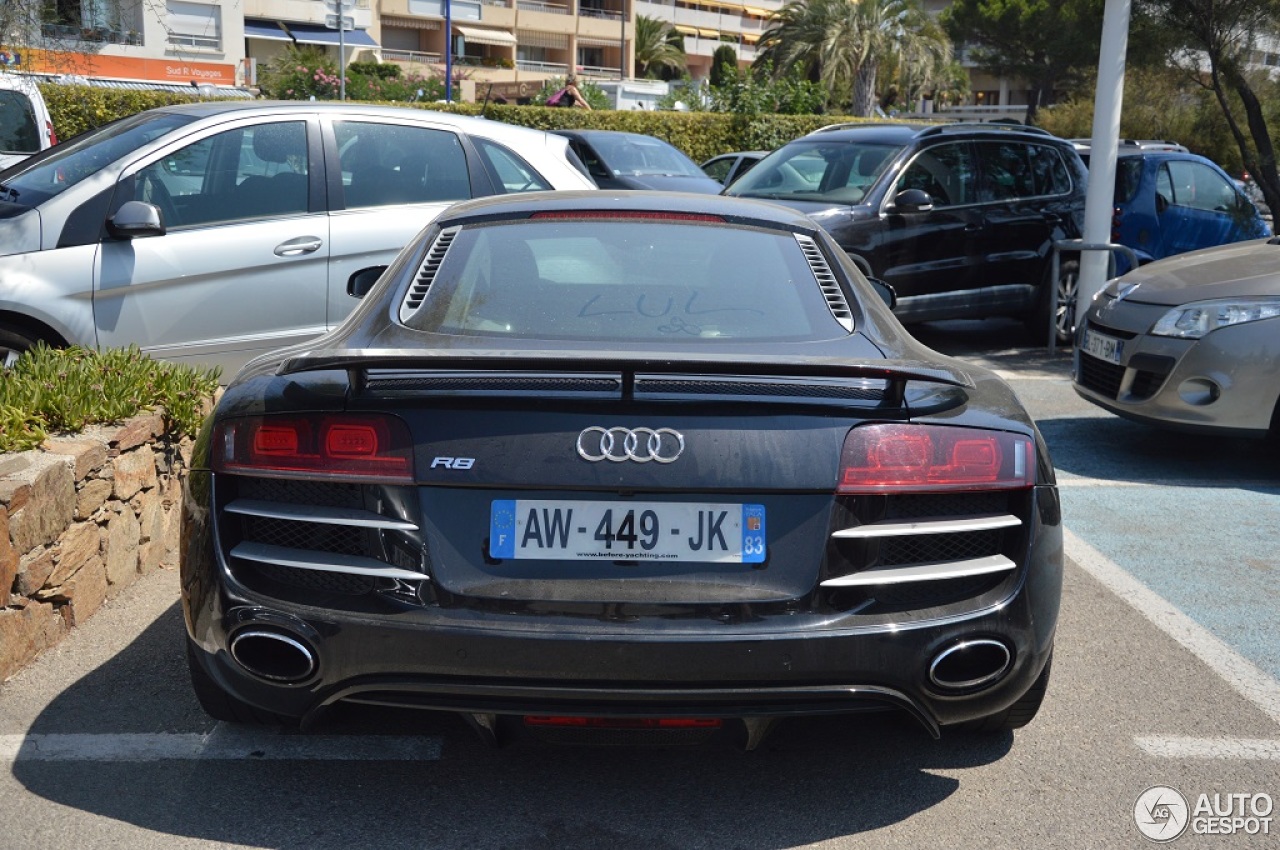 Audi R8 V10