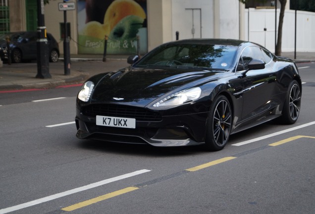 Aston Martin Vanquish 2013