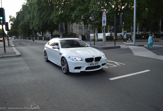 BMW M5 F10 2011