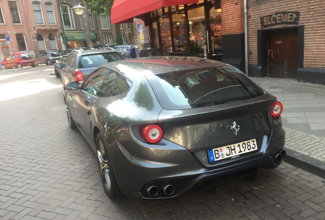 Ferrari FF