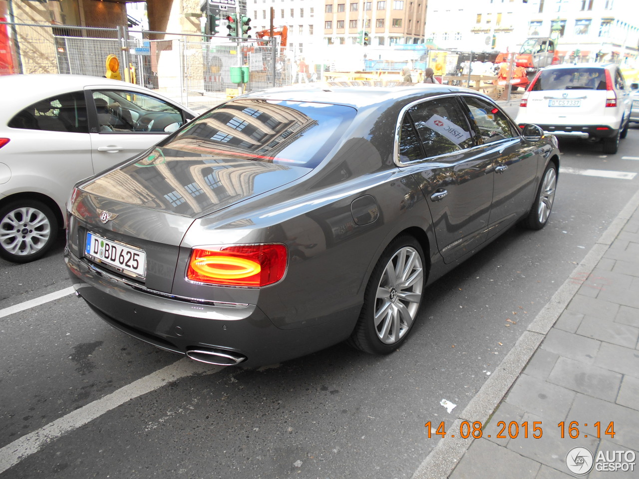 Bentley Flying Spur W12