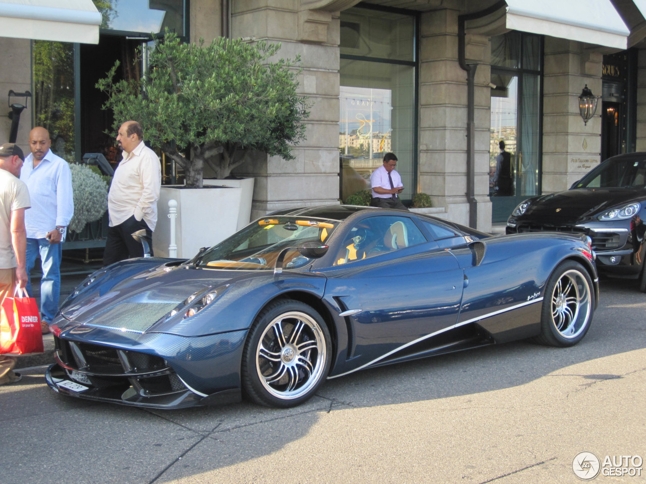 Pagani Huayra Carbon Edition