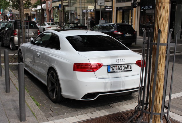 Audi RS5 B8 2012