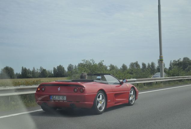 Ferrari F355 Spider