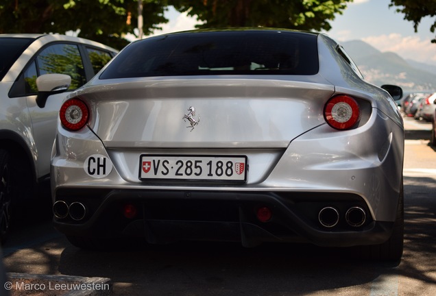 Ferrari FF