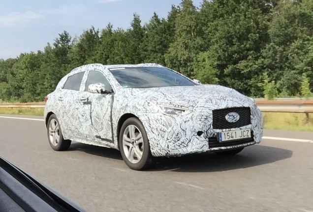 Infiniti Q30