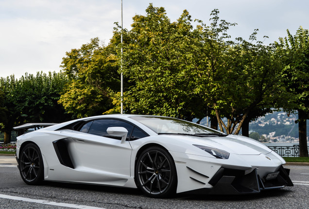 Lamborghini Aventador LP700-4 DMC Spezial Version