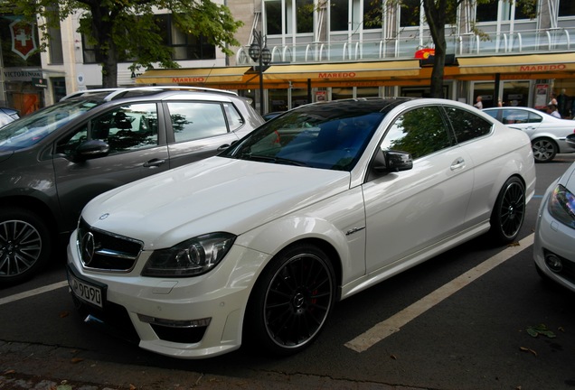 Mercedes-Benz C 63 AMG Coupé