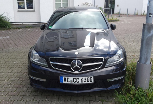 Mercedes-Benz C 63 AMG W204 2012