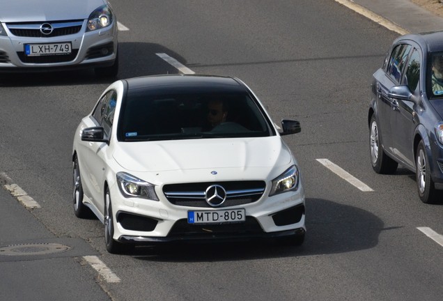 Mercedes-Benz CLA 45 AMG C117