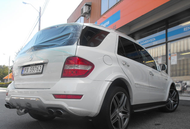 Mercedes-Benz ML 63 AMG W164 2009