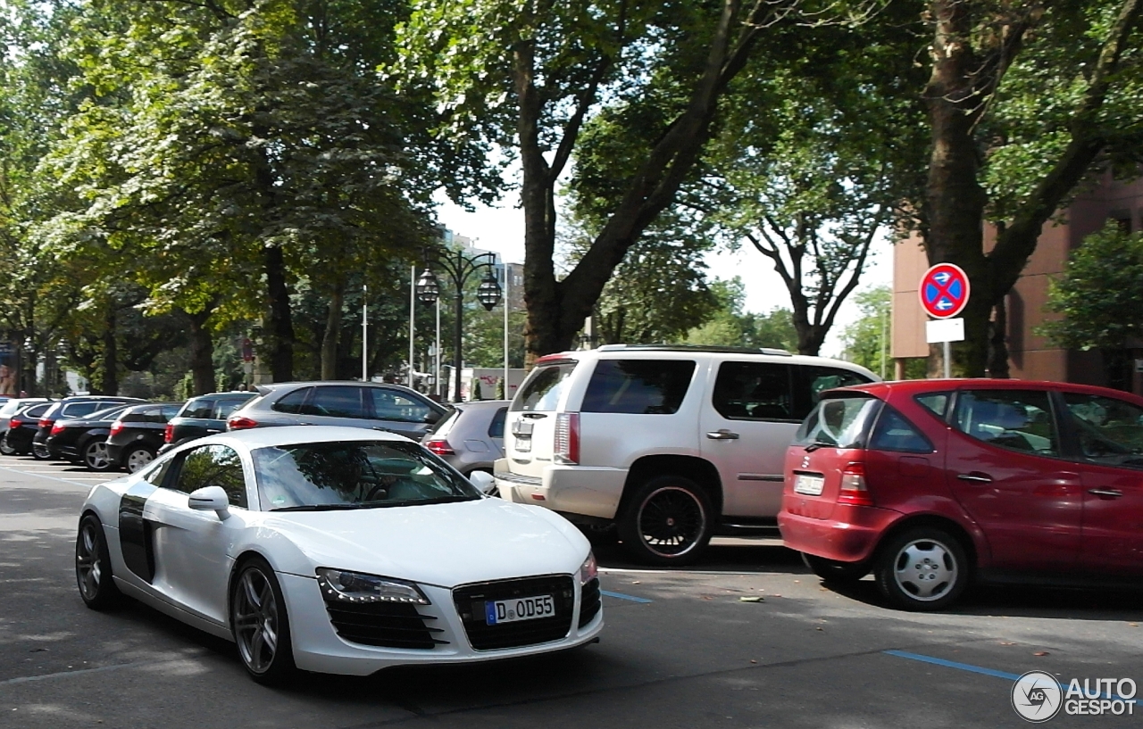 Audi R8