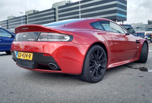 Aston Martin V12 Vantage S