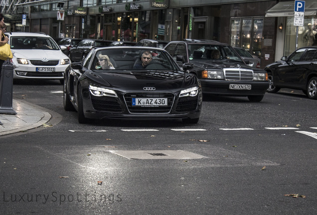 Audi R8 V8 Spyder 2013