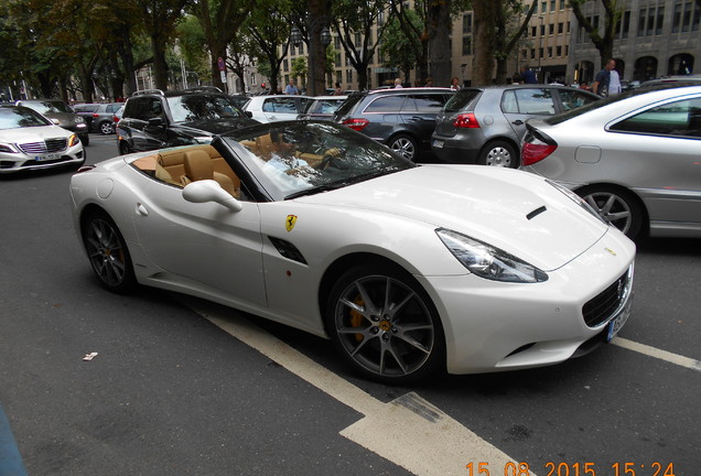 Ferrari California