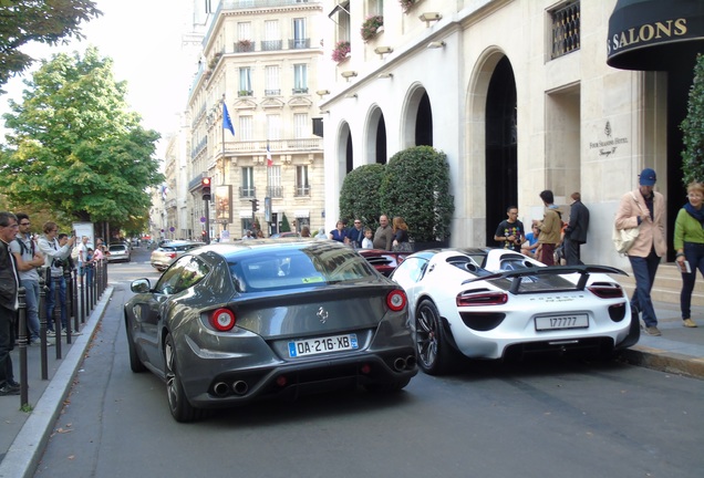 Ferrari FF