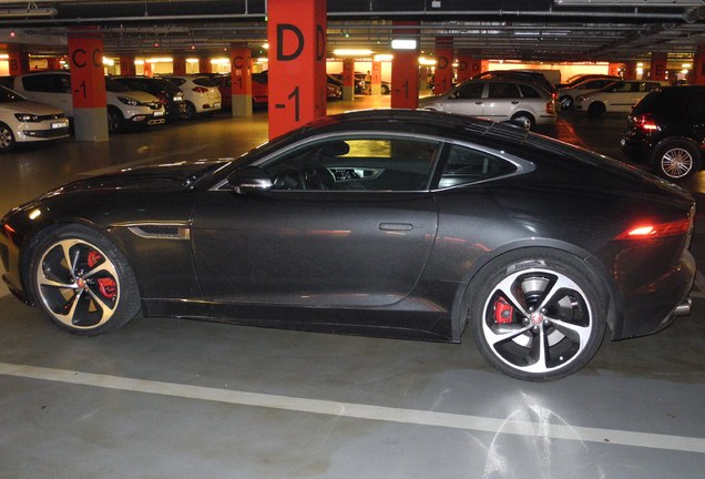 Jaguar F-TYPE R AWD Coupé