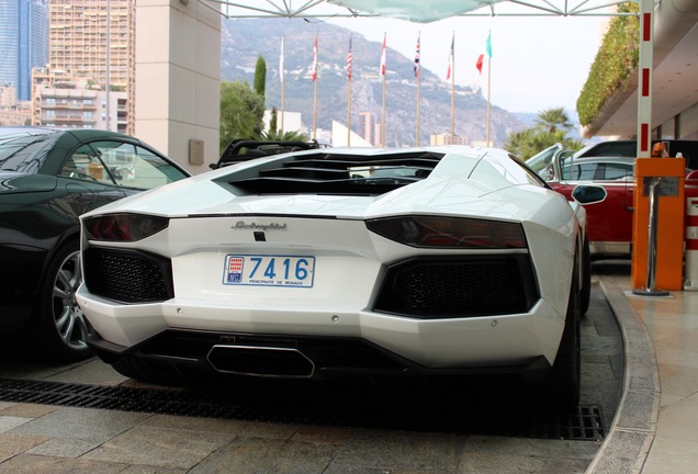 Lamborghini Aventador LP700-4