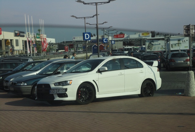 Mitsubishi Lancer Evolution X