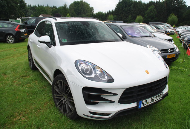 Porsche 95B Macan Turbo