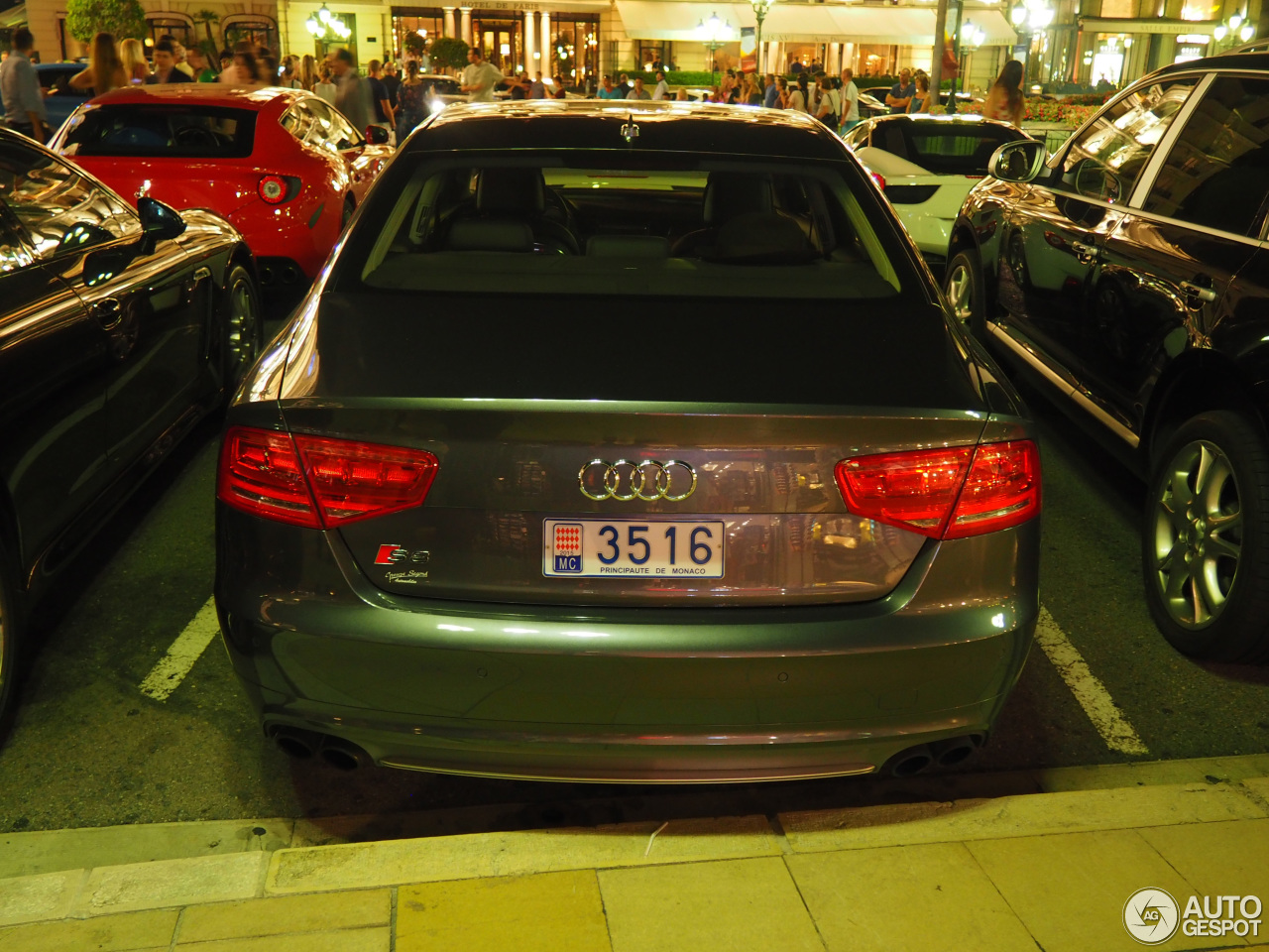 Audi S8 D4