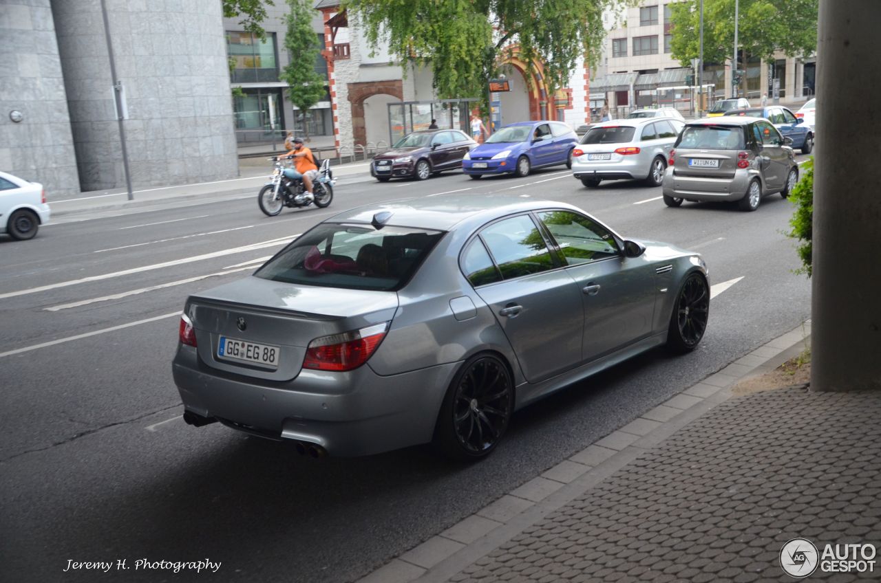 BMW M5 E60 2005