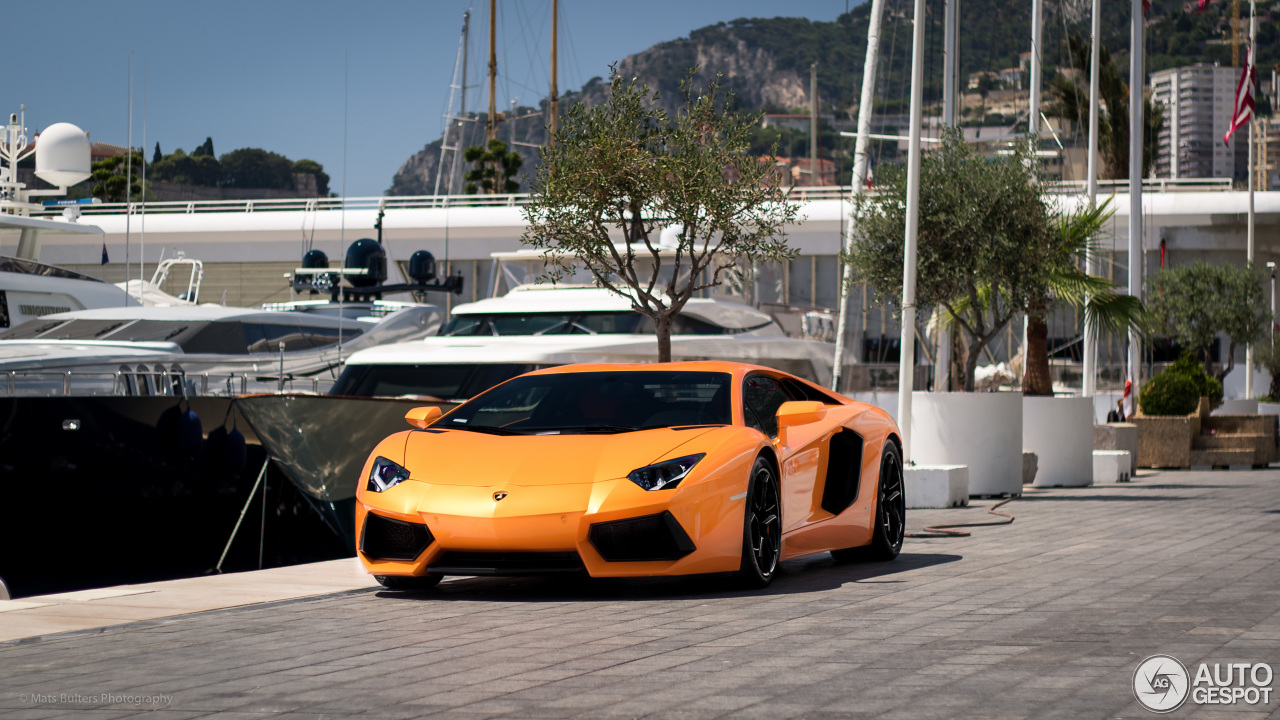 Lamborghini Aventador LP700-4