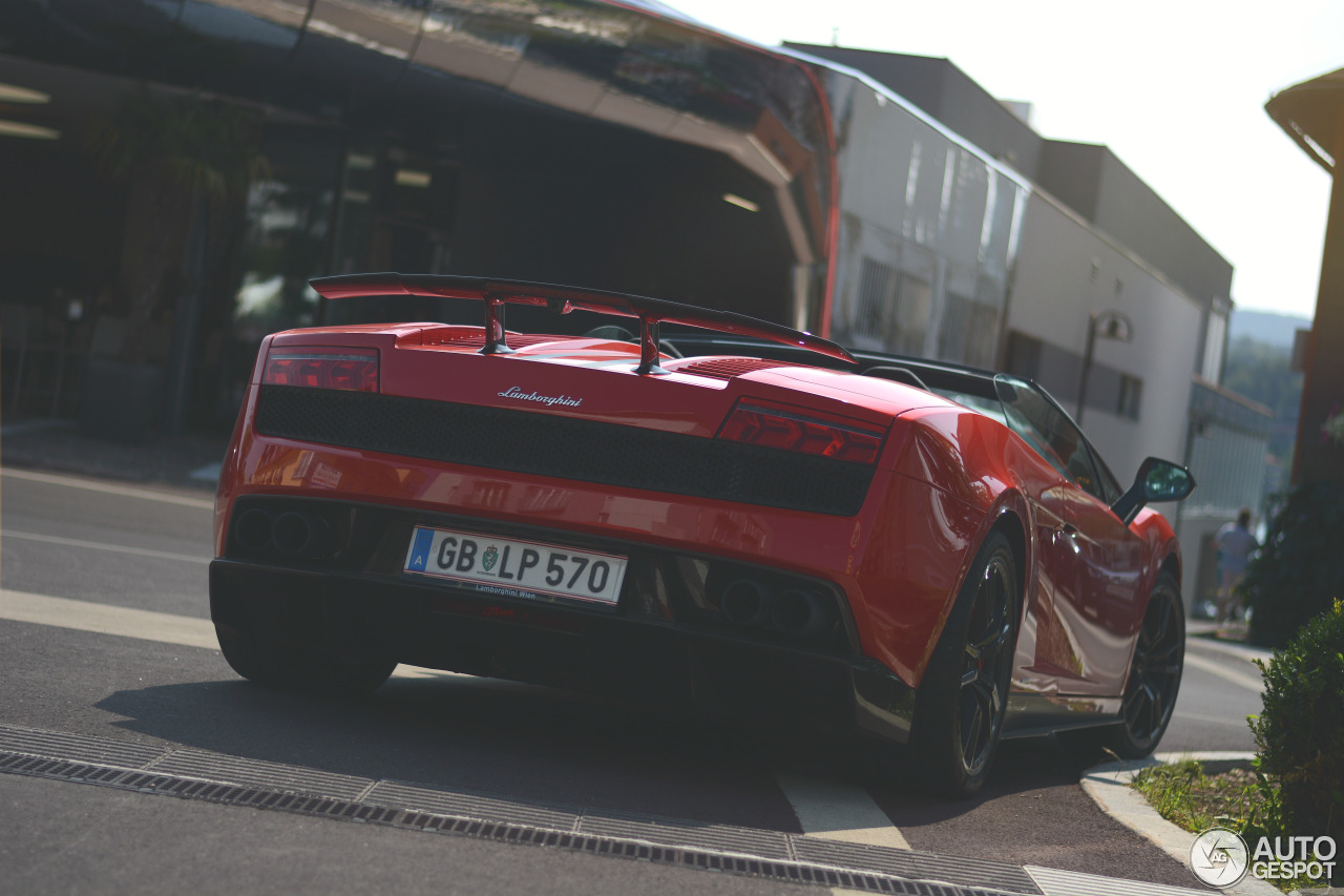 Lamborghini Gallardo LP570-4 Spyder Performante