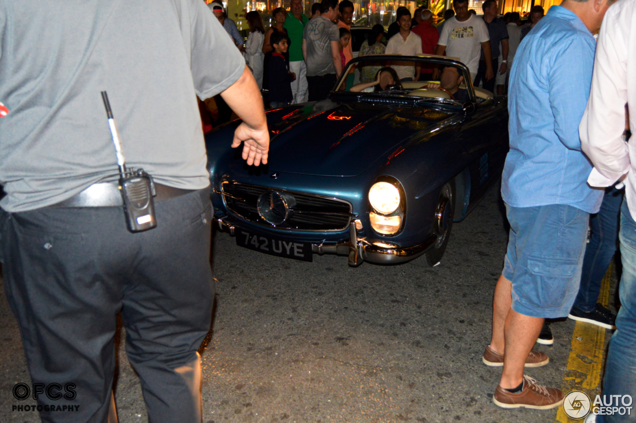 Mercedes-Benz 300SL Roadster