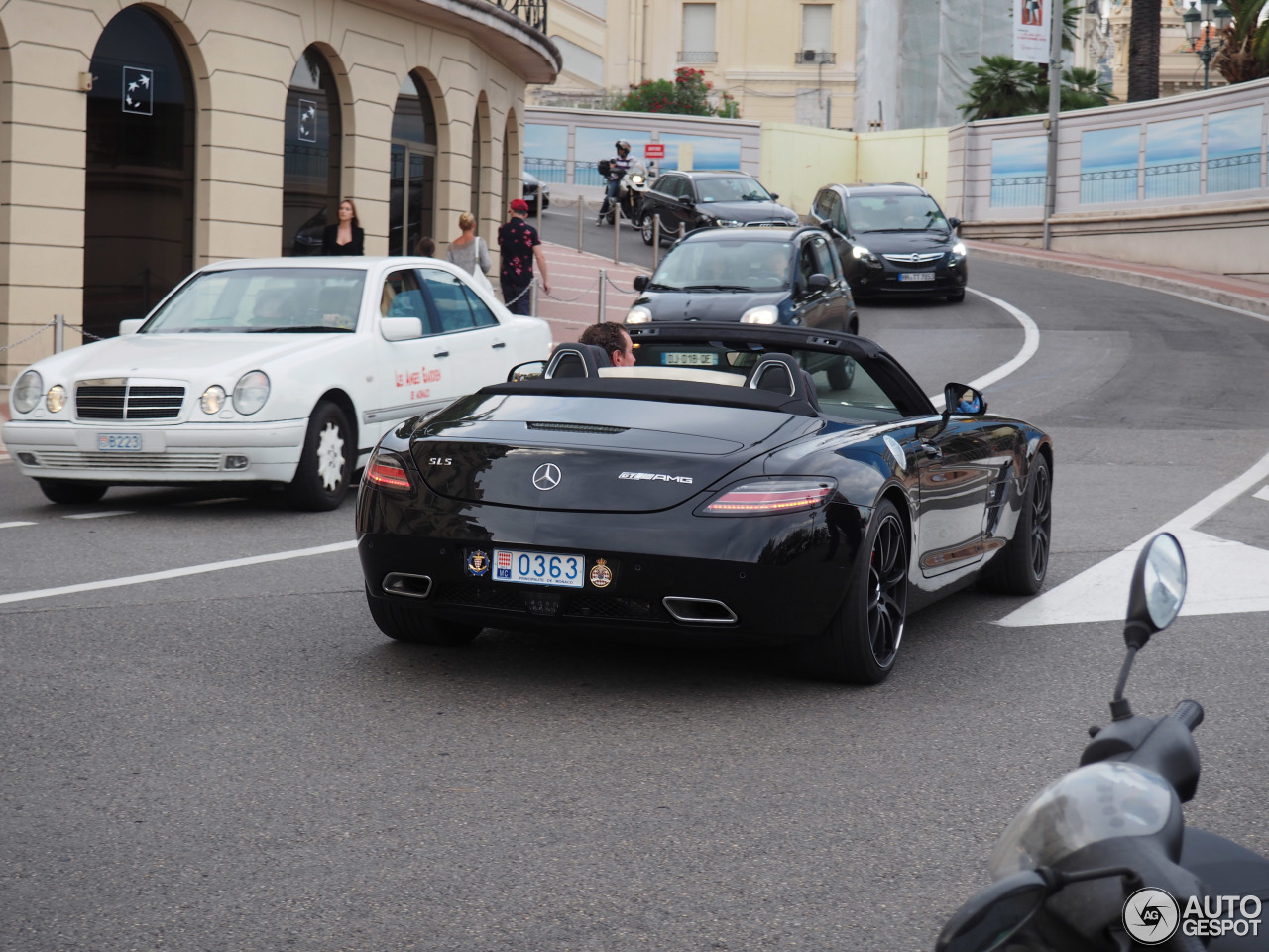 Mercedes-Benz SLS AMG GT Roadster