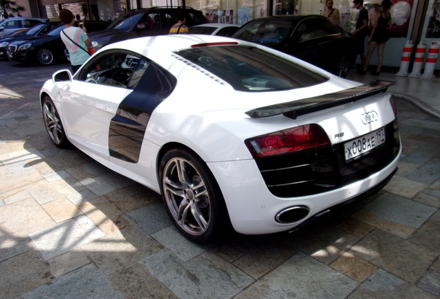 Audi R8 V10