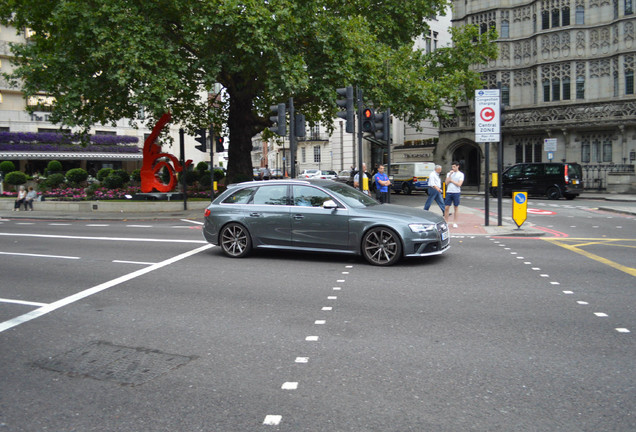 Audi rs4 avant b8