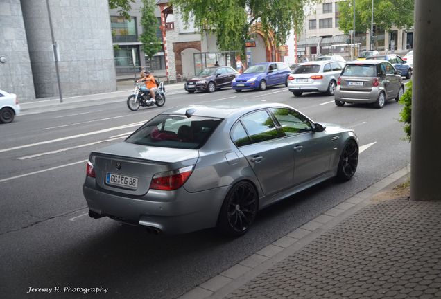 BMW M5 E60 2005