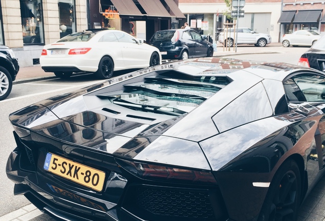 Lamborghini Aventador LP700-4