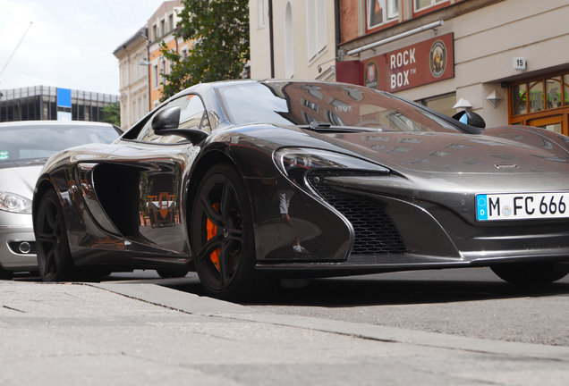 McLaren 650S