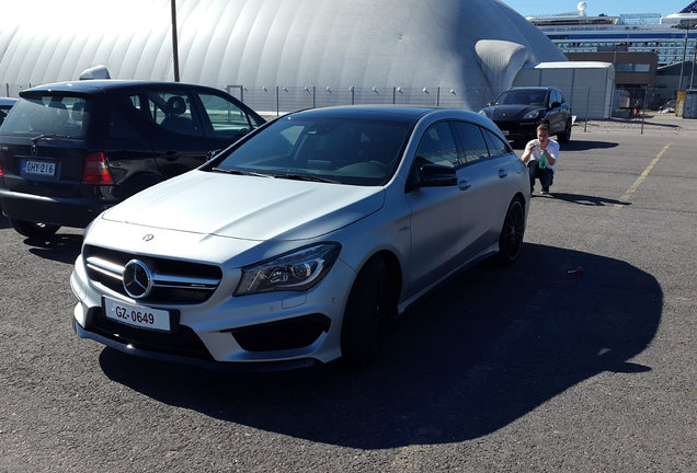 Mercedes-Benz CLA 45 AMG Shooting Brake