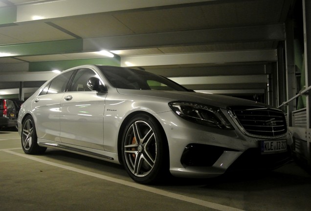 Mercedes-Benz S 63 AMG V222