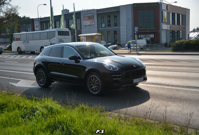 Porsche 95B Macan Turbo