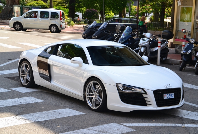 Audi R8