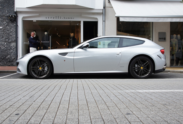 Ferrari FF