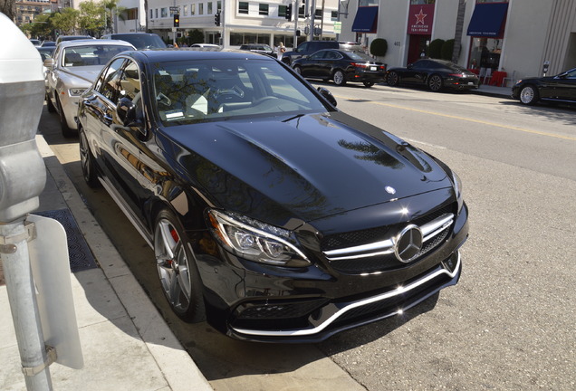 Mercedes-AMG C 63 S W205