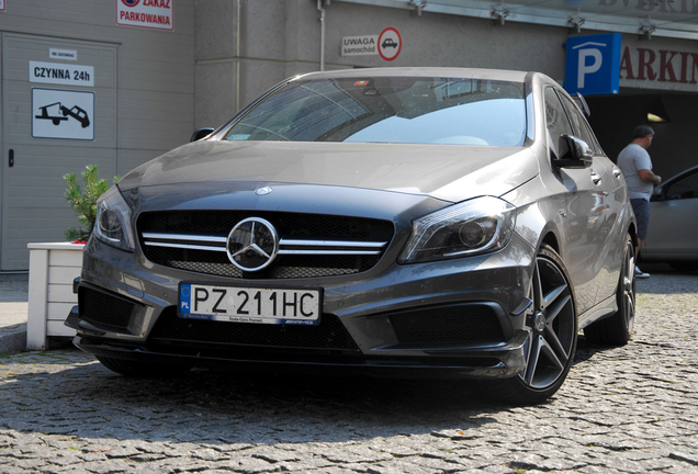 Mercedes-Benz A 45 AMG