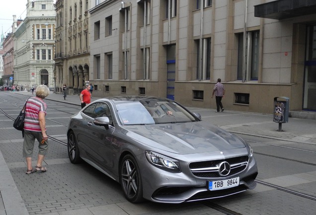 Mercedes-Benz S 63 AMG Coupé C217