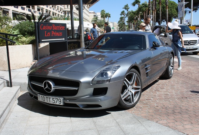 Mercedes-Benz SLS AMG