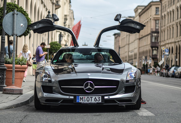 Mercedes-Benz SLS AMG GT Final Edition