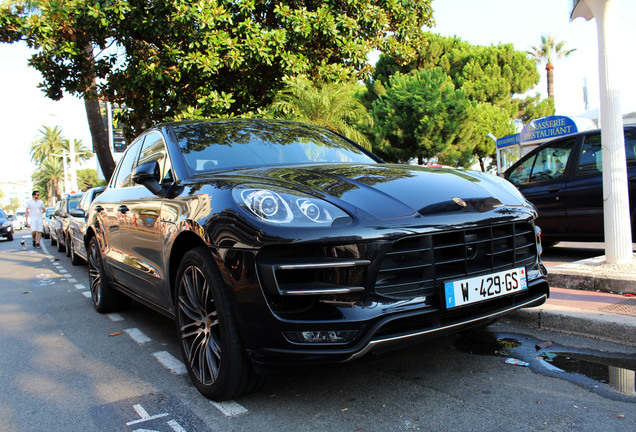 Porsche 95B Macan Turbo