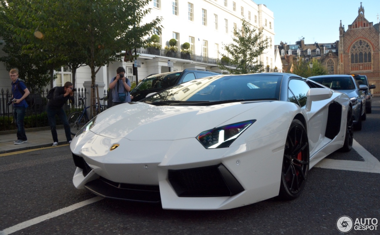 Lamborghini Aventador LP700-4 Roadster