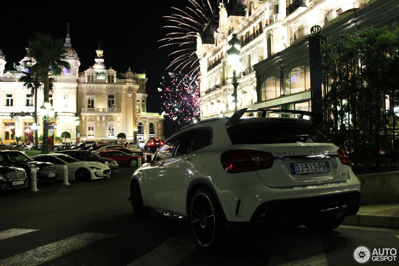 Mercedes-Benz GLA 45 AMG X156