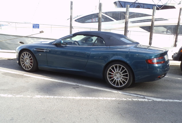 Aston Martin DB9 Volante