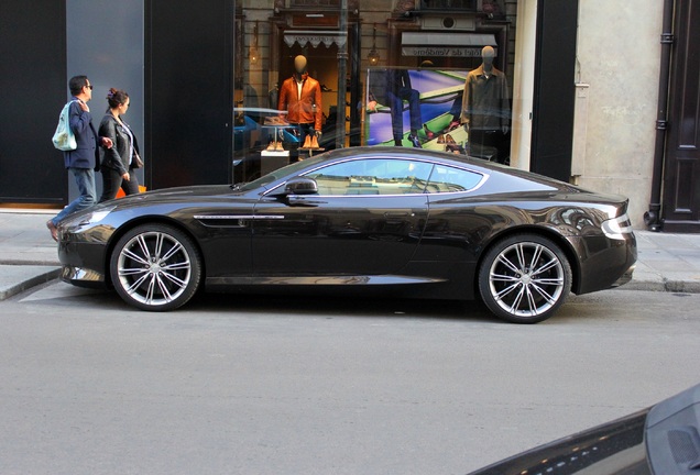 Aston Martin Virage 2011